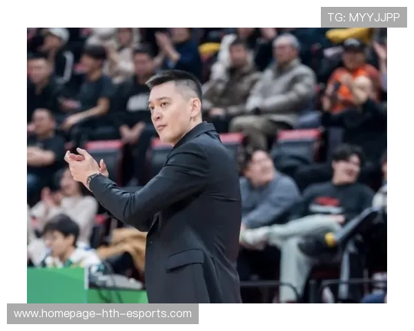 杨鸣称质疑不断 球员们全力拼搏，杨鸣精彩集锦